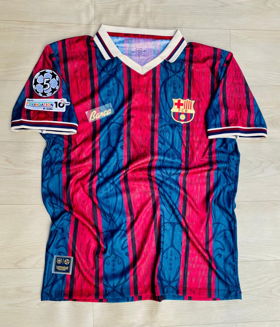 barca maillot rouge bleu